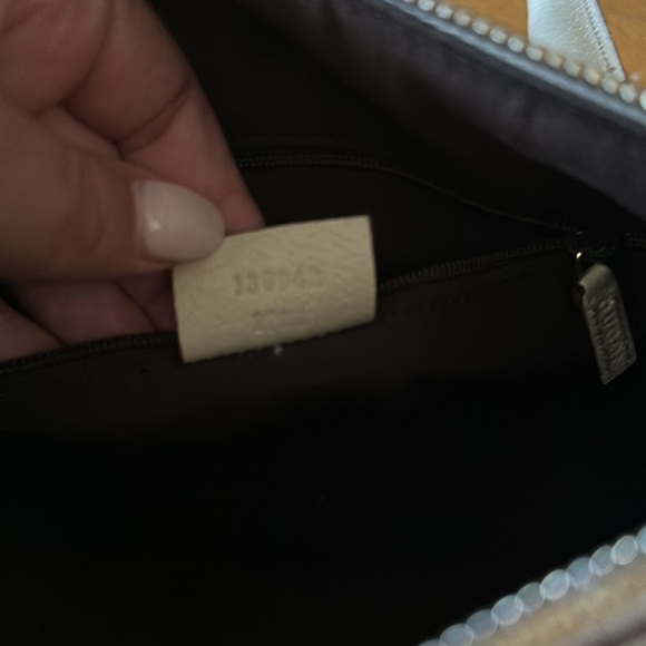 Authentic cream and brown Gucci Monogram Boston Bag. - Picture 4 of 6